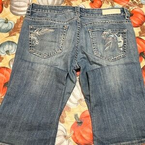 Rock And Roll Cowgirl, Revival Low Rise Bootcut jeans size 30, inseam 32￼